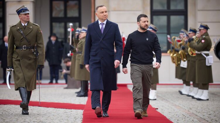 На зміну заяви про дружбу та союзництво України та Польщі прийшла конфронтаційна риторика. На фото - президент Польщі Дональд Туск та президент України Володимир Зеленський