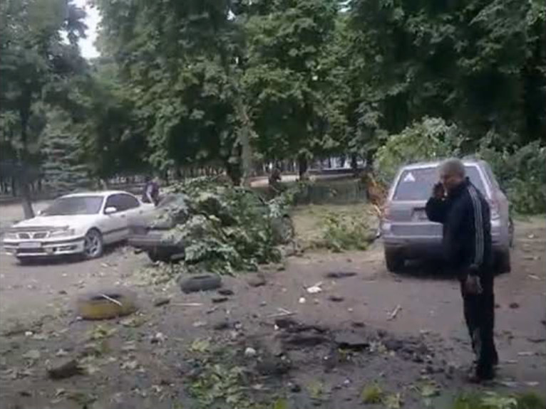 авиаудар по Луганской ОГА 2 июня 2014