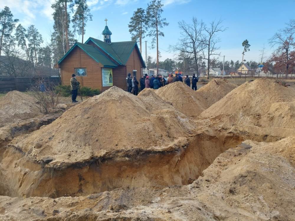 Под Киевом поругались священники ПЦУ и УПЦ КП. Фото: Фейсбук