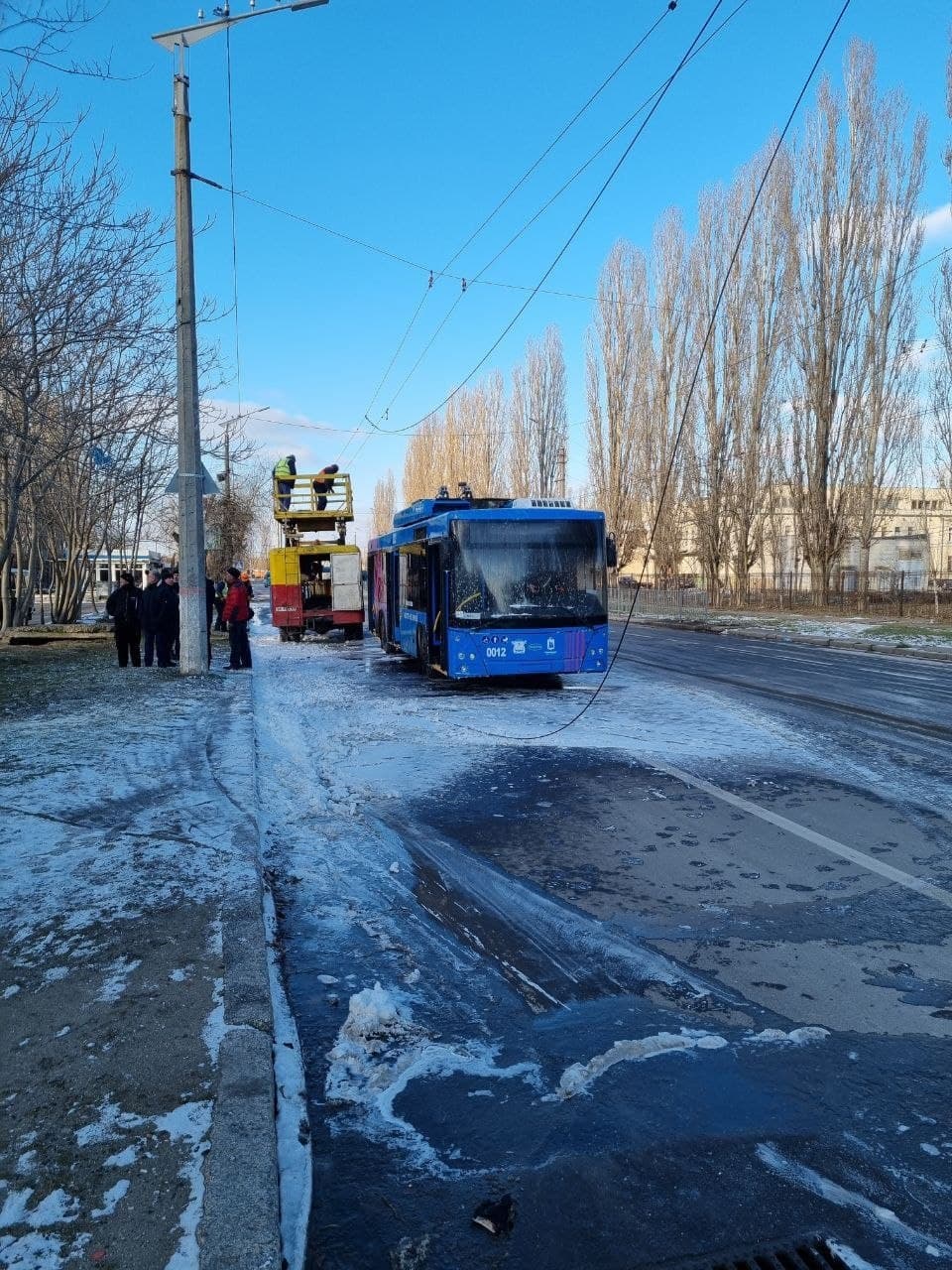 в Николаеве горел новый троллейбус. Фото: t.me/mykolaivrad